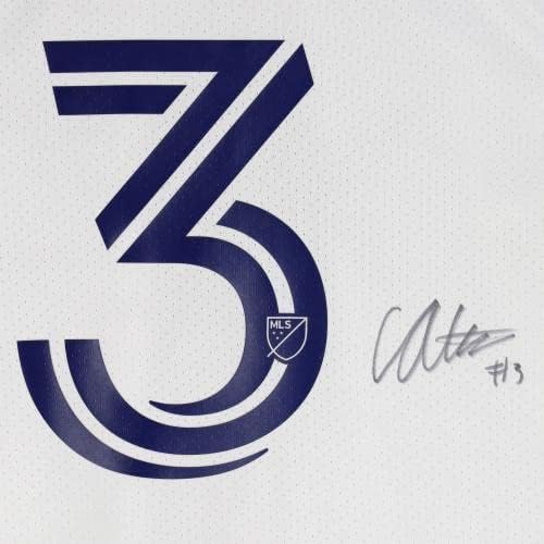 Мач Крис Одои-Атсен Ди Си Юнайтед с автограф в кадър-Използван бяла риза №3 сезон MLS 2022 г. - Размер M - Футболни фланелки с автографи